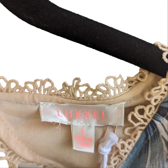 Luxxel Floral Long Sleeve Open Back Dress - Picture 7 of 10